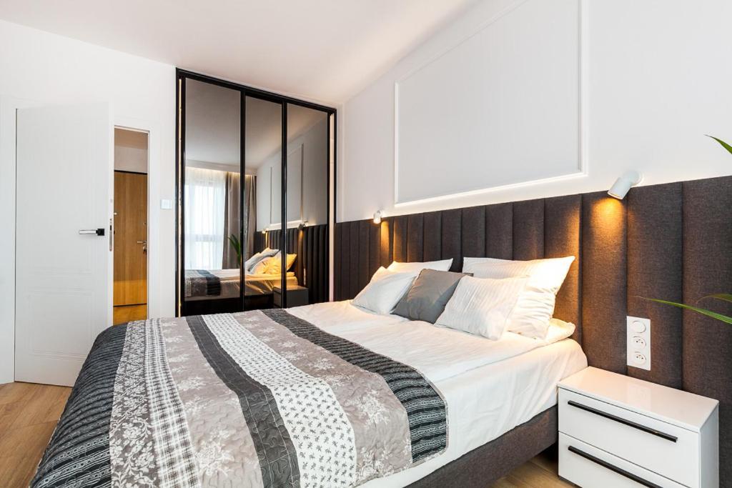 "Nowy Apartament" Sypialnia , Garaz, 1500 M Od Morza, Netflix Danzig Exterior foto