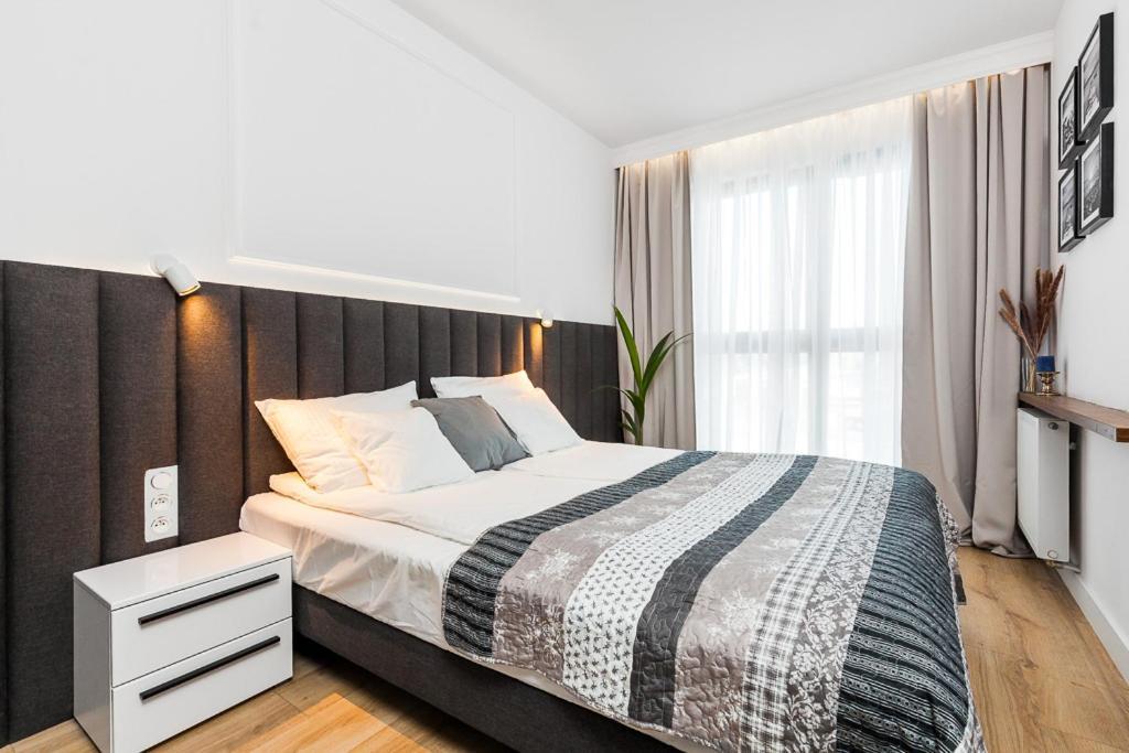 "Nowy Apartament" Sypialnia , Garaz, 1500 M Od Morza, Netflix Danzig Exterior foto